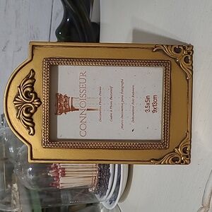 Picture Frame Ornate Decorative 3.4x5 Glass